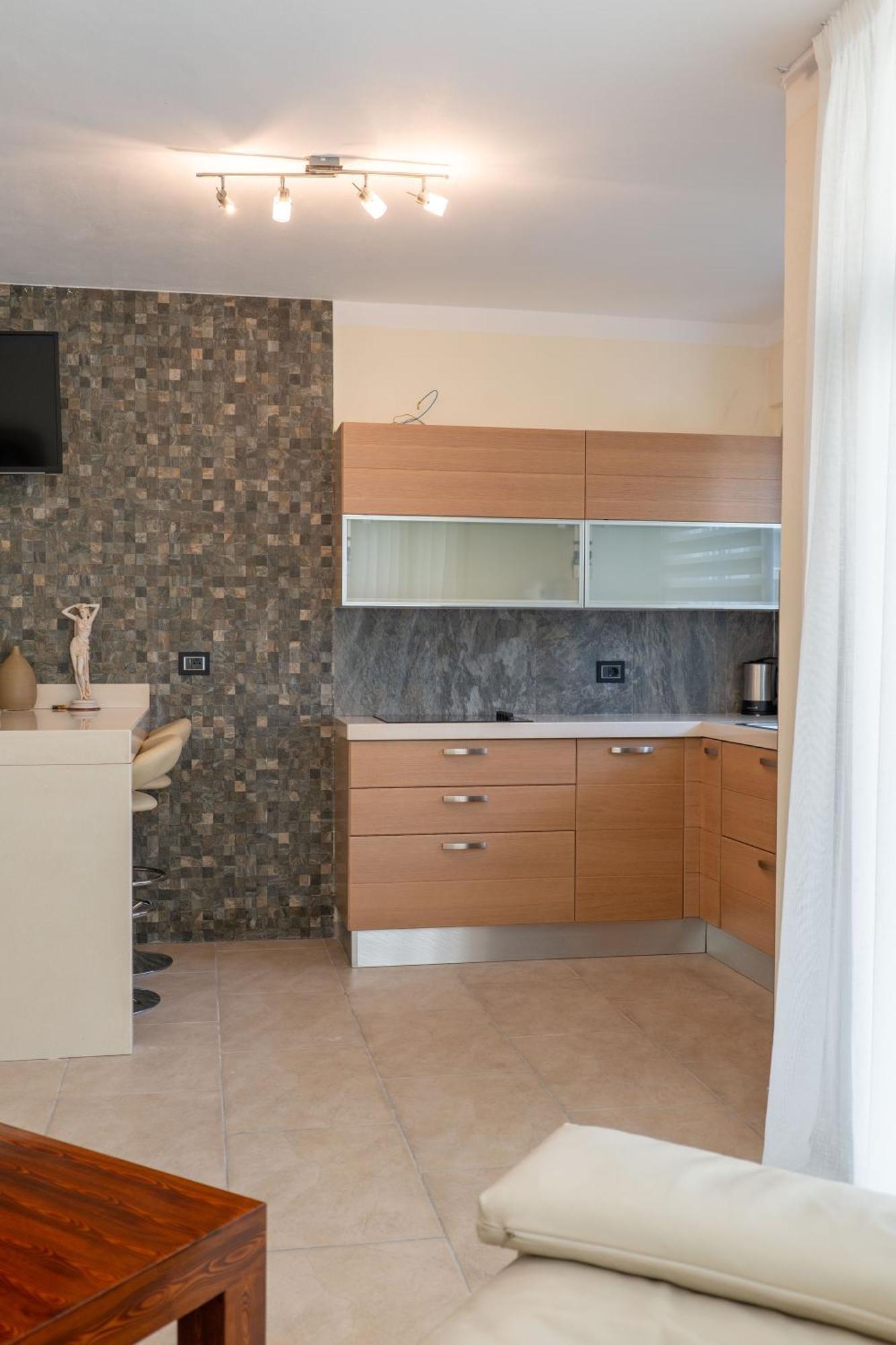Apartment Full Sea View Sarandë